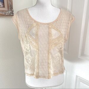 Chloe K Sleeveless Cream Lace Crop Top Sz Med